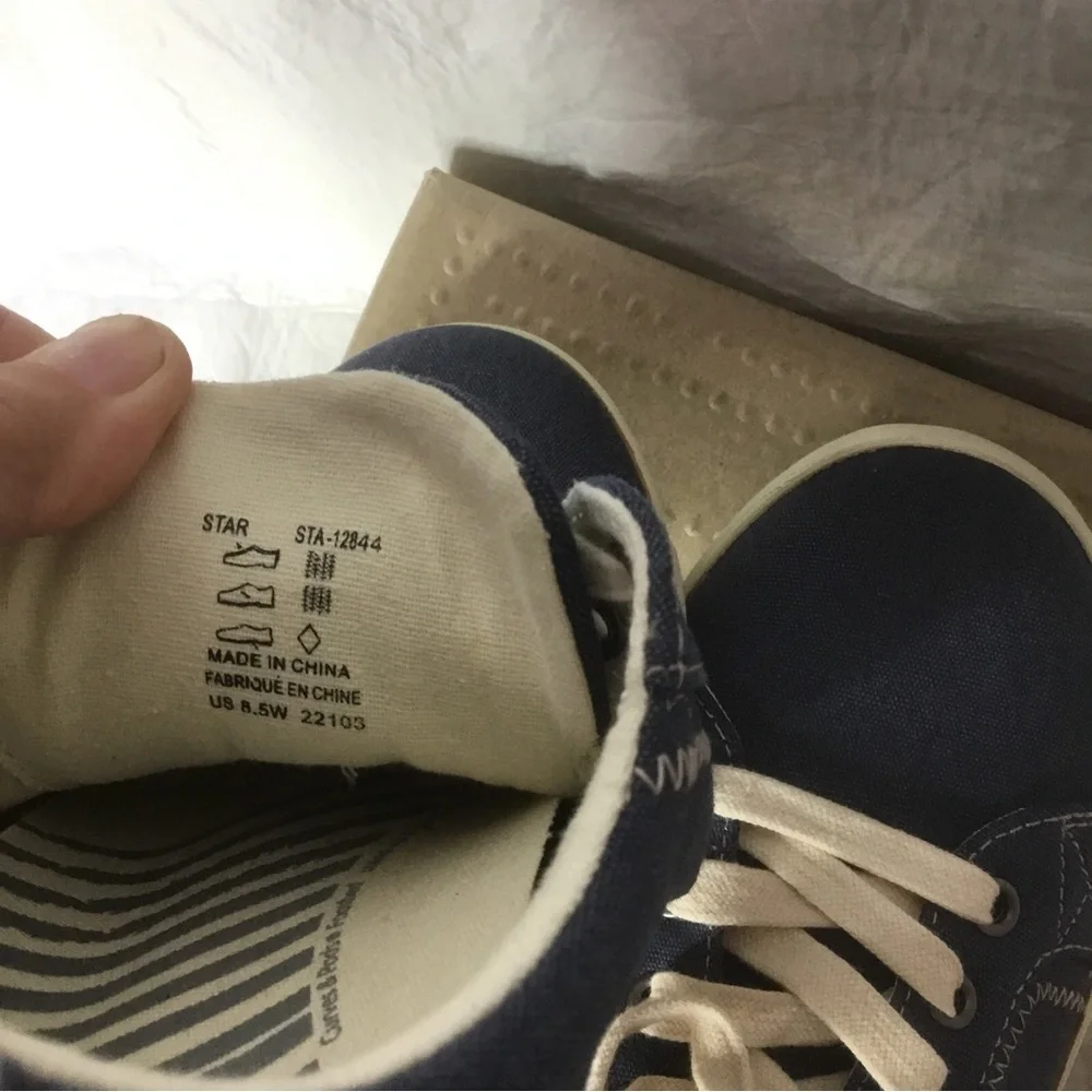 Taos Footwear taos star